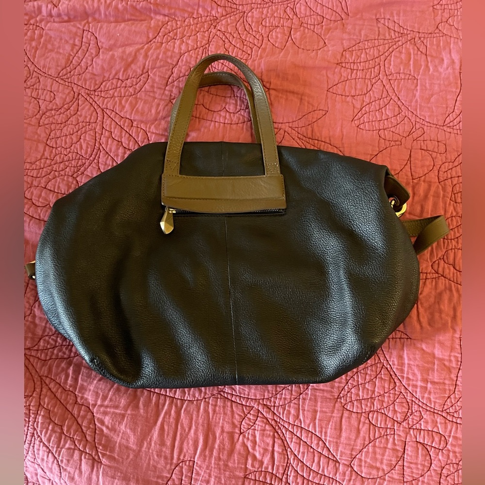Pour La Victoire leather handbag